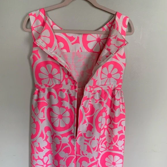 SOLD 🛑 Vintage | 1960’s Hawaiian Textured Cotton Maxi Dress Cotton Pink Floral - Picture 9 of 9